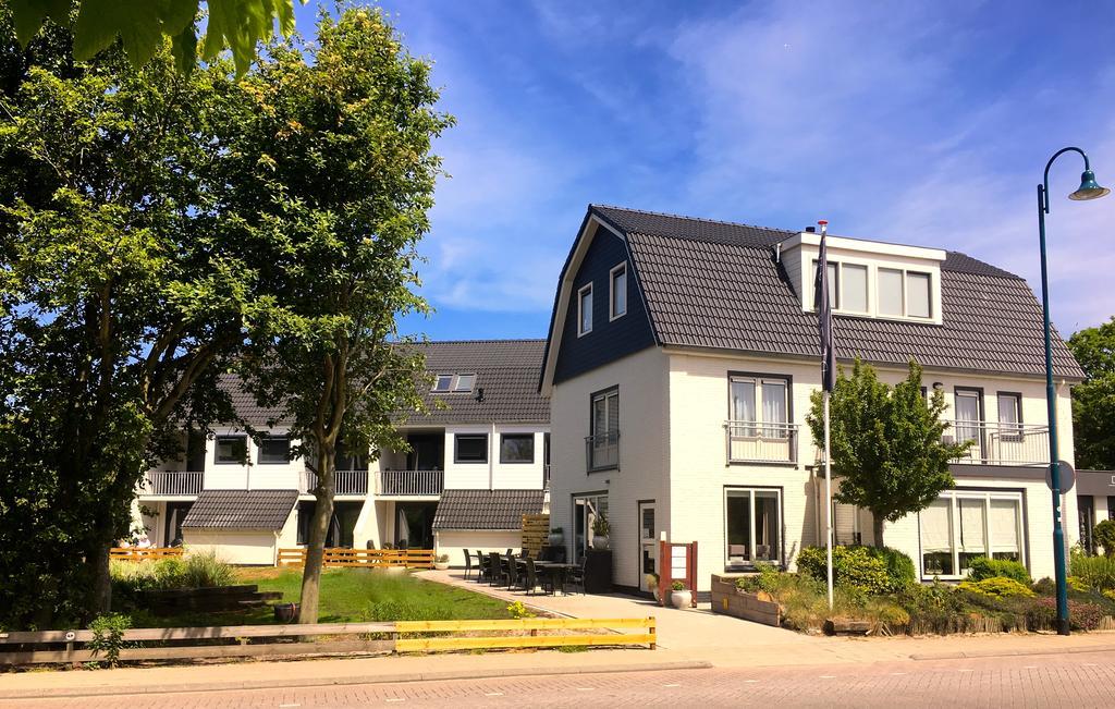 Boutique Hotel De Zwaluw De Koog  Exterior photo